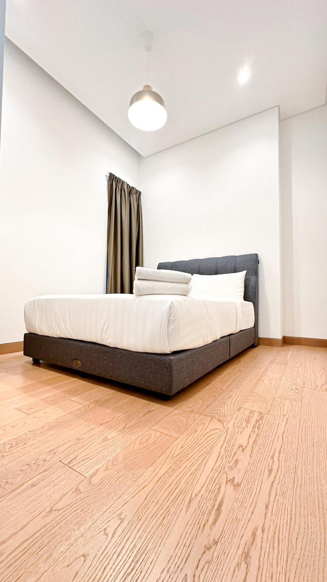 Lucentia Residences By Moonlight Stay!
